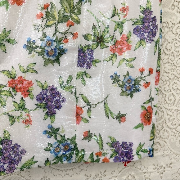 Black Halo Women's Spice Sheath Dress - Picture 12 of 14